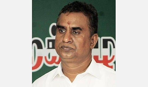 அமைச்சர் குறித்து அவதூறு வீடியோ பரப்பியதாக திமுக மாவட்டப் பொறுப்பாளர் உட்பட 3 பேர் கைது