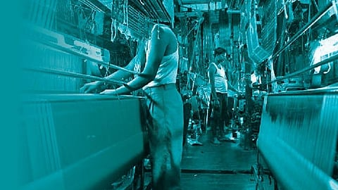 அரசின் உதவிகள் யாருக்கானது?