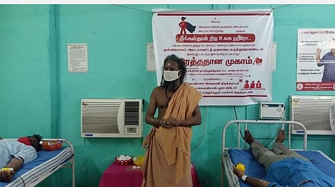 நாடு முழுவதும் ரத்த தான முகாம்களை நடத்த அரசு சிறப்பு அனுமதி அளிக்க வேண்டும்: திருவடிக்குடில் சுவாமிகள் கோரிக்கை