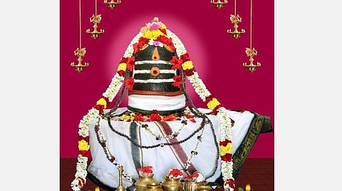 சிக்கல்கள் தீர்க்கும் பிரதோஷம்;  வீட்டில் விளக்கேற்றுங்கள்