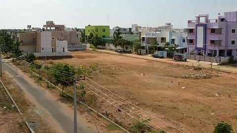 மதுரையில் 8 மாதமாக காலியாக இருக்கும் உள்ளூர் திட்டக் குழும உறுப்பினர் செயலர் பதவி: தேங்கும் லே-அவுட் அனுமதி கோப்புகள்