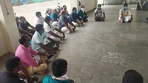 45 நாள் மீன்பிடி தடைகாலத்தை ரத்து செய்யவேண்டும்: 15 நாள் மீன்பிடி அனுமதியை புறக்கணித்து குமரி மீனவர்கள் வலியுறுத்தல்