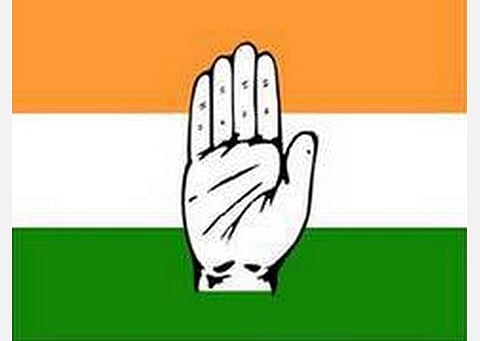 மாநிலங்களவை தேர்தல்: 15 குஜராத் எம்.எல்.ஏ.க்களை ரிசார்ட்டில் தங்க வைத்த காங்கிரஸ்