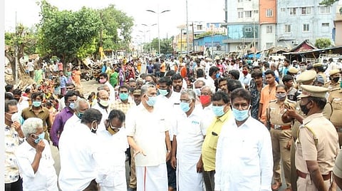 வீடுகளை அகற்றுவதற்கு எதிராகப் போராட்டம்: கோவை எம்.பி. தலைமையில் ஒன்றுதிரண்ட மக்கள்