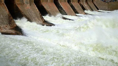 14 ஆண்டுகளுக்குப் பின்னர் மேட்டூர் அணையில் 301 நாட்களாக 100 அடிக்கு குறையாத நீர்மட்டம்