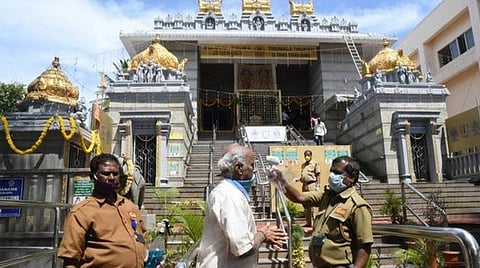 கர்நாடகாவில் 75 நாட்களுக்கு பிறகு வழிபாட்டு தலங்கள், உணவகங்கள் திறப்பு