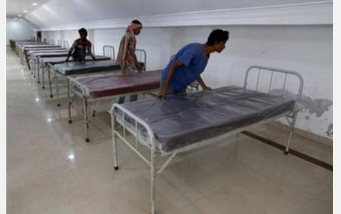 கரோனா பலி எண்ணிக்கை: சந்தேகங்களை எழுப்பும் அரசுத் தகவல்கள்