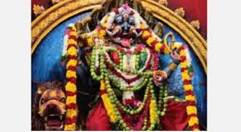 பிரச்சினைகள் தீர்ப்பாள் பிரத்தியங்கிரா தேவி