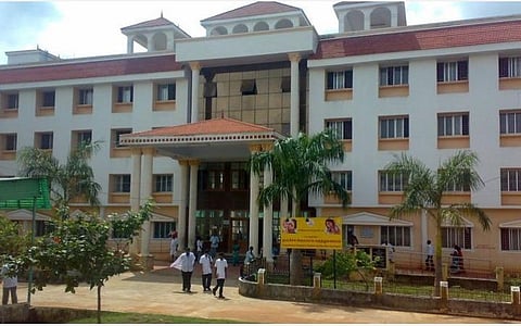 குமரிக்கு வெளியூர்களில் இருந்து இ-பாஸ் பெறாமல் வருவோர் அதிகரிப்பு: மாவட்ட ஆட்சியர் எச்சரிக்கை