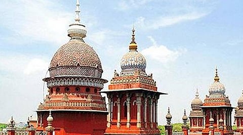 சென்னை உள்ளிட்ட 4 மாவட்டங்களில் கீழமை நீதிபதிகள் வீடுகளில் இருந்து பணியாற்ற அனுமதி