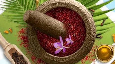 சித்த மருத்துவத்தால் 5 நாட்களில் குணமடையும் கரோனா நோயாளிகள்: அனைத்து மையங்களுக்கும் சிகிச்சையை விரிவுபடுத்த அரசு முடிவு