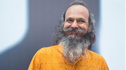 கரோனாவை கட்டுப்படுத்த அரசின் புதிய வழி: நீரவ் ஷா நக்கல் பதிவு