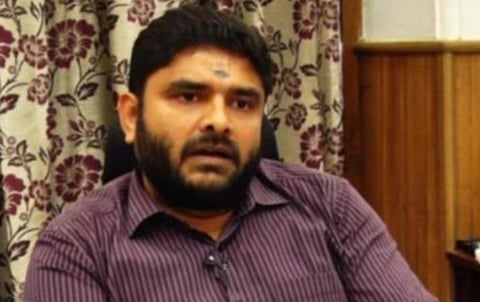 தொழில் நிறுவனங்களில் 33 சதவீத பணியாளர்களுக்கு மட்டுமே பயண அனுமதி: மாநகராட்சி ஆணையர் கோ.பிரகாஷ் திட்டவட்டம்