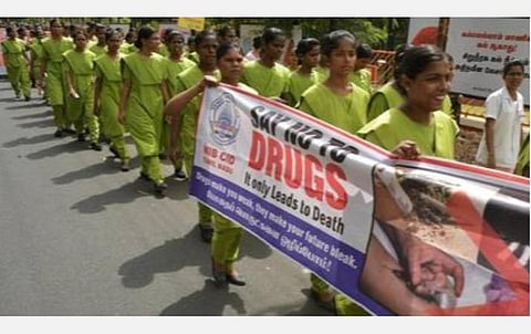 உலகம் முழுவதும் 2018-ம் ஆண்டில் 27 கோடி பேருக்கு போதை பழக்கம்: ஐ.நா. அலுவலக ஆய்வில் தகவல்