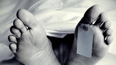 சிங்கப்பூரிலிருந்து சென்னை வந்தவர் தனியார் ஓட்டலில் மர்ம மரணம்: கணவர் இறப்புக்கு நியாயம் வேண்டும் - மனைவி கதறல்