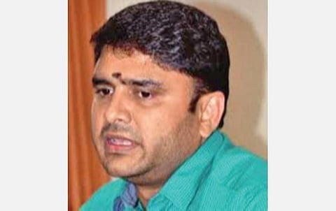 கரோனா தொற்றால் பாதிக்கப்பட்டவர்களுக்கு சித்த மருத்துவ சிகிச்சை அளிக்க கூடுதலாக 1,000 படுக்கை வசதி: மாநகராட்சி ஆணையர் கோ.பிரகாஷ் தகவல்