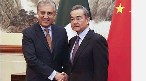 சீனா, பாகிஸ்தான் வெளியுறவு அமைச்சர்கள் உரையாடல்: காஷ்மீர், எல்லை விவகாரங்களை விவாதித்ததாகத் தகவல்