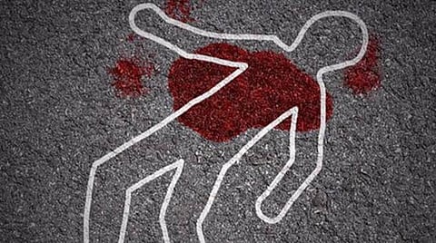 மீஞ்சூர் அருகே அதிமுக கிளை செயலாளர் கொலை