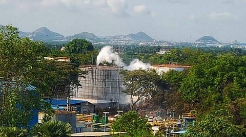 எல்.ஜி பாலிமர்ஸ் தொழிற்சாலை விபத்து 36 சைரன்களும் செயல்படவில்லை: விசாரணை அறிக்கையில் தகவல்