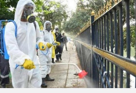 சமூகப் பரவல் அபாயம்; கட்டுப்பாடுகள் தீவிரம்!- கேரளத் தேர்தல் களத்தை மாற்றி அமைக்கக் காத்திருக்கும் கரோனா