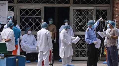 ஜூலை 7-ம் தேதி தமிழக நிலவரம்: மாவட்ட வாரியாக கரோனா தொற்று உள்ளவர்களின் பட்டியல்