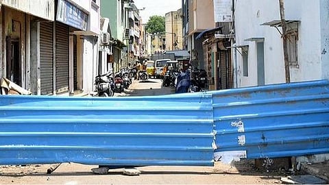 விருதுநகரில் நோய்த் தொற்று அதிகமுள்ள 57 பகுதிகளில் மக்கள் நடமாடத் தடை: கடைகள் திறக்க அனுமதி மறுப்பு