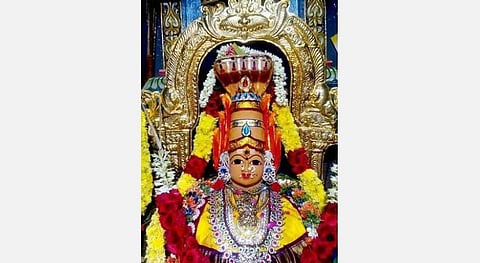 ஆடி மாத சிறப்புகள்; கதம்ப சாதம், சித்ரான்னம்,  கூட்டு வழிபாடு; அம்பிகையைக் கொண்டாடுவோம்! 