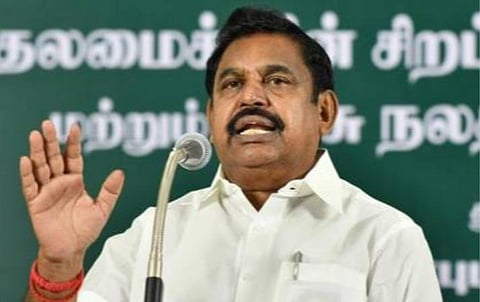 விஷவாயு தாக்கி இறந்த 2 பேர் குடும்பத்துக்கு தலா ரூ.10 லட்சம்- முதல்வர் பழனிசாமி அறிவிப்பு