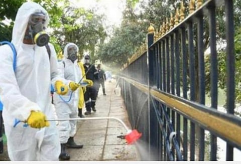 அரசு ஊழியர்களிடையே கரோனா பரவல் அதிகரிப்பால் பணிக்குச் செல்லத் தயக்கம்