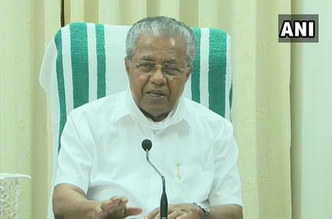 கேரளாவில் இன்று 885 பேருக்கு கரோனா தொற்று:  முதல்வர் பினராயி விஜயன் பேட்டி 