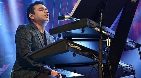 அமைதியாக இருங்கள்; கடந்து செல்வோம்: ஏ.ஆர்.ரஹ்மான்