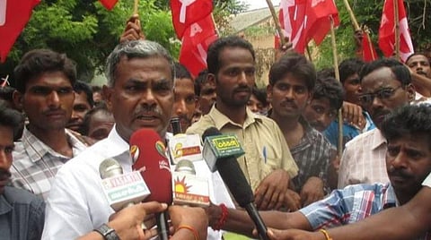 நில அளவைக் கட்டணம் 70 மடங்கு வரை உயர்வு; கரோனா காலத்திலும் மக்களுக்கு அதிர்ச்சி கொடுப்பதா?- தமிழ்நாடு விவசாயிகள் சங்கம் கண்டனம்