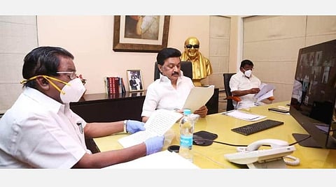 உயர் நீதிமன்றம் அளித்துள்ள வரலாற்றுச் சிறப்புமிக்க தீர்ப்பு: திமுக நடத்திய அனைத்துக் கட்சிக் கூட்டத்தில் தீர்மானம்