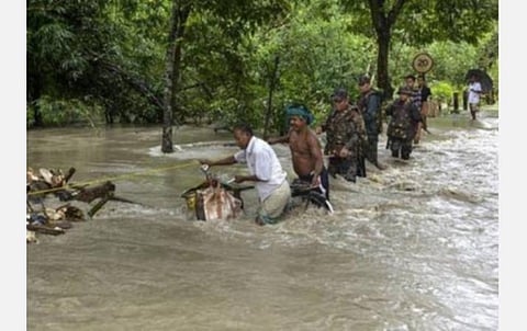 பிஹாரில் 12 மாவட்டங்களில் வெள்ளம்: 15 லட்சம் மக்களுக்கு பாதிப்பு