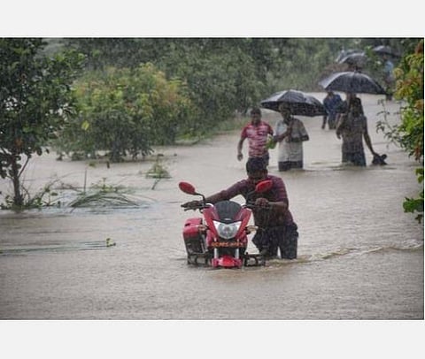 பிஹார் வெள்ளத்தில் 38 லட்சத்திற்கும் அதிகமானோர் பாதிப்பு- பலர் உணவின்றி தவிப்பு