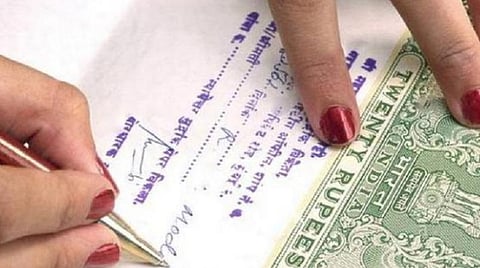 பத்திரப்பதிவு செய்தவுடனேயே பட்டா மாறும் திட்டத்தைக் கண்டித்து ஆக.3-ல் விஏஓ.,க்கள் மவுனப் போராட்டம்