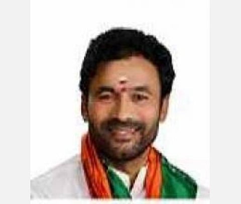 கரோனாவை கட்டுப்படுத்தியதில் டெல்லியை மற்ற மாநிலங்கள் பின்பற்ற வேண்டும்: மத்திய பா.ஜ.அமைச்சர் பாராட்டு