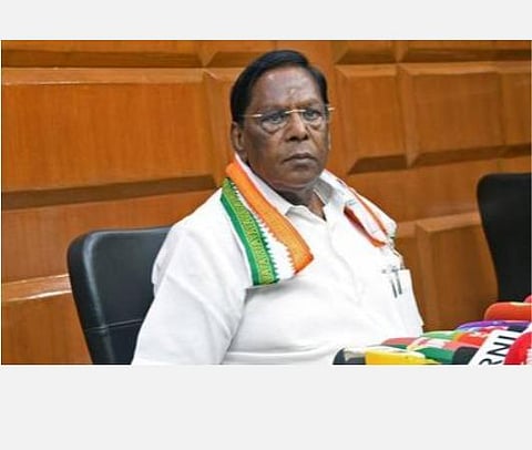 புதுச்சேரியில் புதிய உச்சமாக ஒரே நாளில் 200 பேருக்கு கரோனா தொற்று;  மேலும் ஒருவர் உயிரிழப்பு; இறப்பு எண்ணிக்கை 52 ஆக உயர்வு  