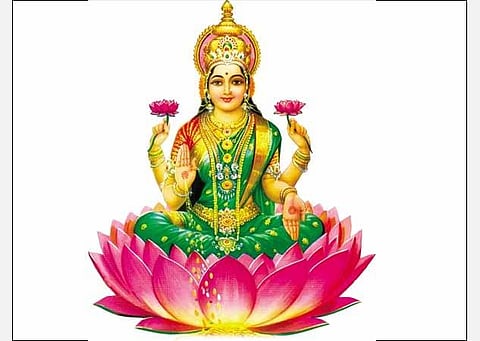 ஆடியில்... துளசி... மகாலக்ஷ்மி வழிபாடு! சகல கடாக்ஷமும் தரும் எளிய பூஜை