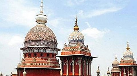 தனியார் நிகழ்ச்சிகளில் கரோனா தடுப்பு முறைகளை அமைச்சர்கள் பின்பற்ற வேண்டும்: உயர் நீதிமன்றம் அறிவுறுத்தல்