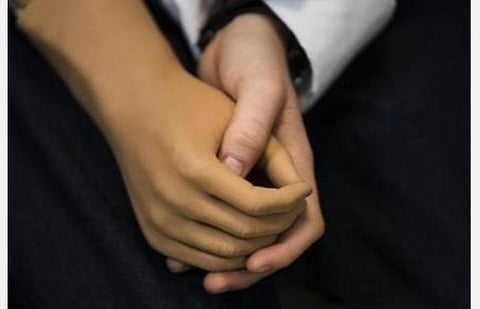 பெண் தூய்மை பணியாளருக்கு கை துண்டாகி விபத்து; செயற்கை கை பொருத்த சிகிச்சை கிடைக்காத நிலை: மனித உரிமை ஆணையம் நோட்டீஸ்