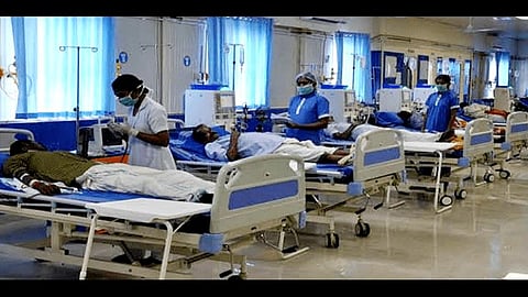 கரோனா தனிமைப்படுத்தும் மையங்களில் உள்ளவர்களுக்கு டிஜிட்டல் பத்திரிகைகள்: மாநகராட்சி ஆணையர் தகவல்