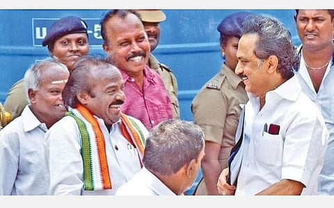 கரோனா தொற்று: காங். எம்.பி. வசந்த குமார் குடும்பத்தினரிடம் ஸ்டாலின் நலம் விசாரிப்பு