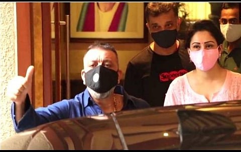 ‘எனக்காக பிரார்த்தனை செய்யுங்கள்’ - மருத்துவமனைக்கு செல்லும் முன் ரசிகர்களிடம் சஞ்சய் தத் வேண்டுகோள்