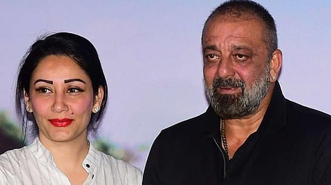 கைகூப்பி கேட்டுக் கொள்கிறேன்; வதந்திகளை பரப்ப வேண்டாம் - சஞ்சய் தத் மனைவி வேண்டுகோள்