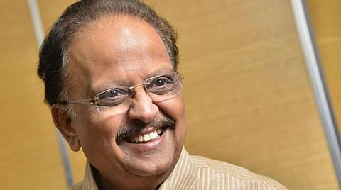 கரோனாவில் இருந்து எஸ்பிபி குணமடைந்தாரா?- பரிசோதனையில் நெகட்டிவ் செய்தி தவறானது: எஸ்பிபி சரண் தகவல்