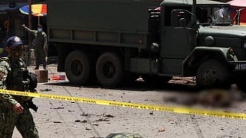 பிலிப்பைன்ஸில் இரட்டை குண்டுவெடிப்பு