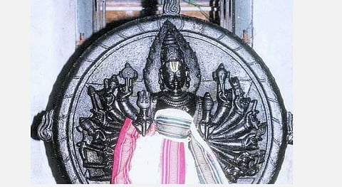 சங்கடம் தீரும்; சந்தோஷம் பெருகும்; சக்கரத்தாழ்வார் மகிமை! 