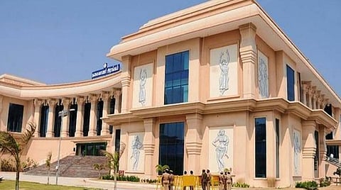 சட்டப்பேரவையும் கலைவாணர் அரங்கமும்: மீண்டும் வரலாறு திரும்புகிறது!