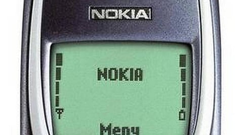 நோக்கியா 3310 மொபைலுக்கு வயசு 20: ட்விட்டரில் ரசிகர்கள் நினைவுப் பகிர்வு